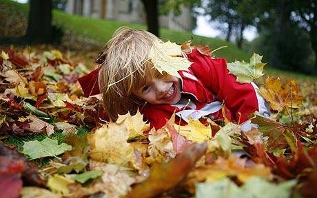 autumn-kid_1015272c